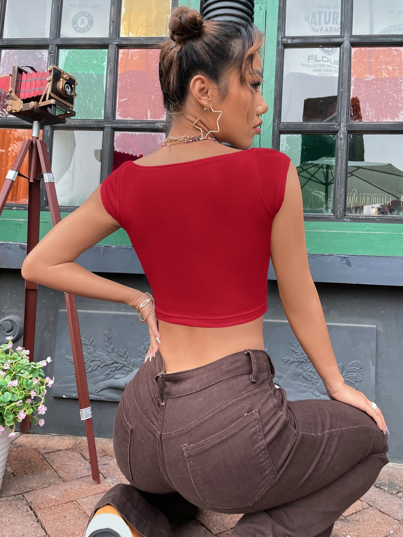 Sweetheart Neck Rib Knit Crop Tee
