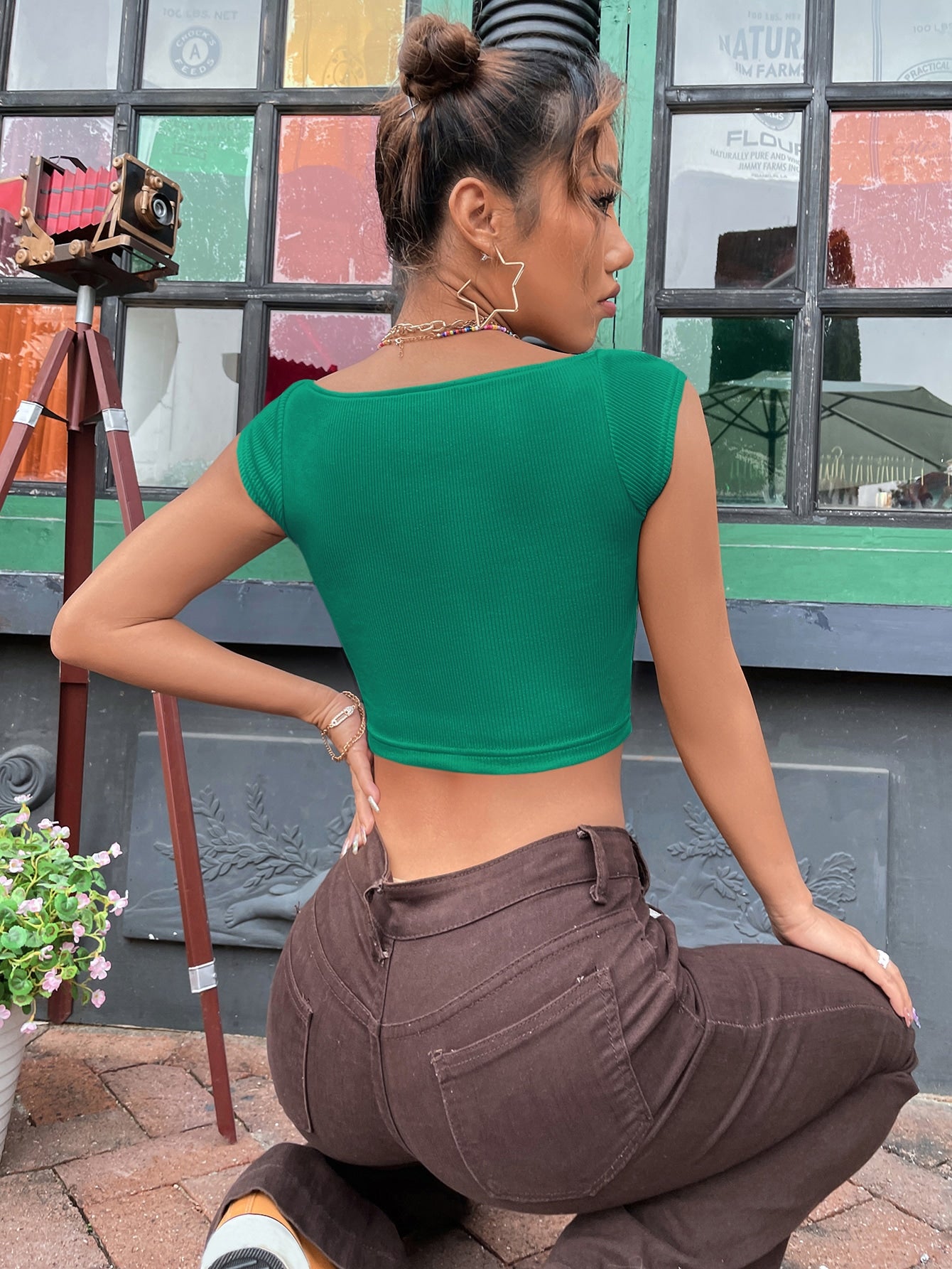 Sweetheart Neck Rib Knit Crop Tee