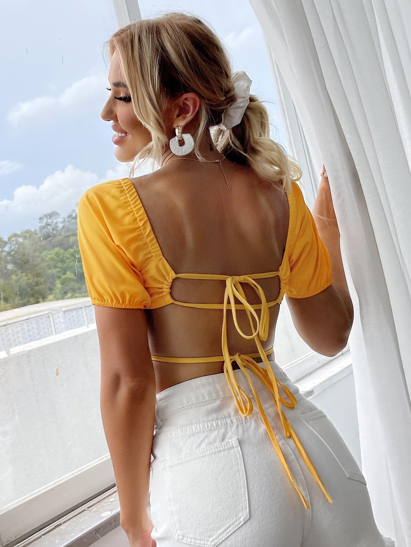 Puff Sleeve Tied Backless Crop Top
